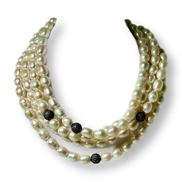 Statement Pearl Necklace