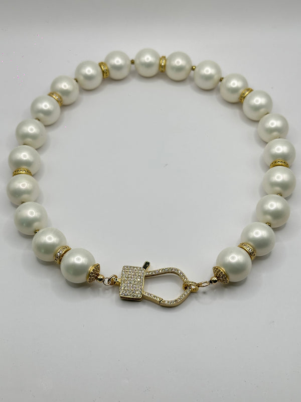 Statement Pearls Necklace