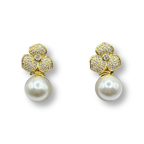 3 Petal Flower Pearl Earrings