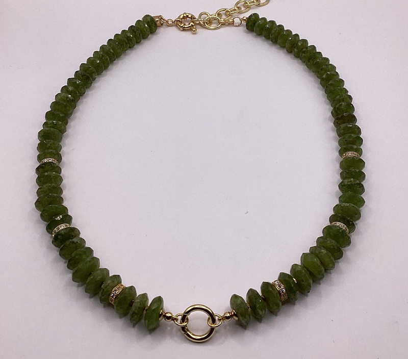 Collar de Peridot German Cut