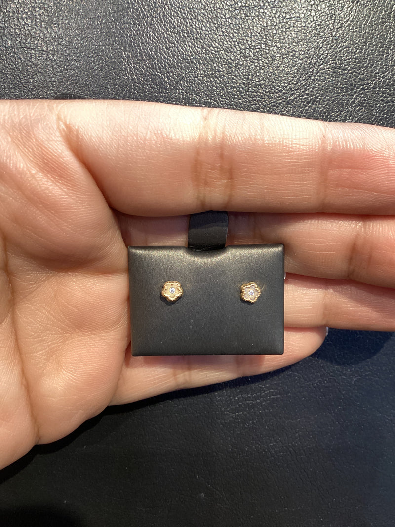 Arete bebe Mini flor con cristal