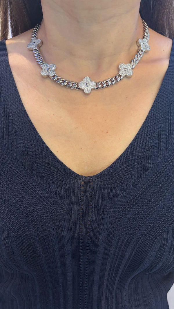 Cadena Cuban Link con Clovers pave plateada