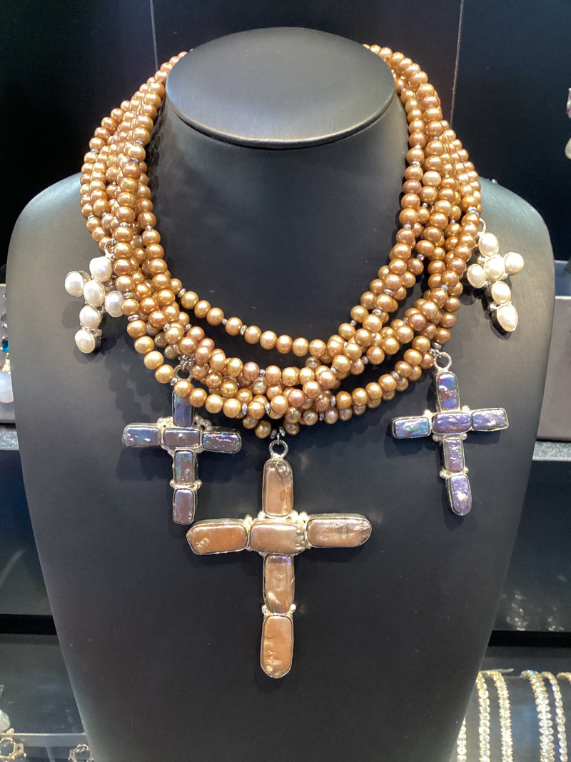 Collar Perlas Colo cobre 7 vueltas con cruces