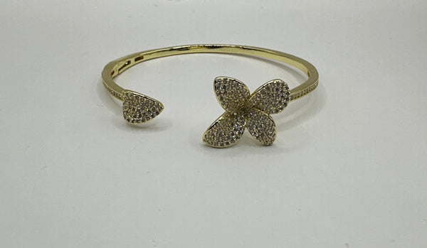 Flower Pave & Leaf gold Cuff Brass