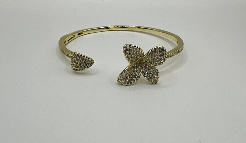 Flower Pave & Leaf gold Cuff Brass