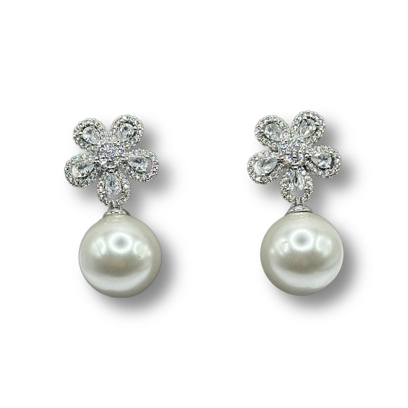 5 Petal w/ Pearl Earrings