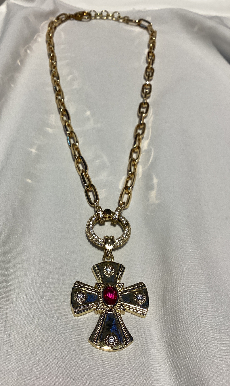 Cadena de cruz con circulo de PAve