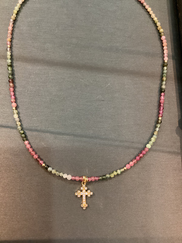 Choker de turmalinas con dije de cruz