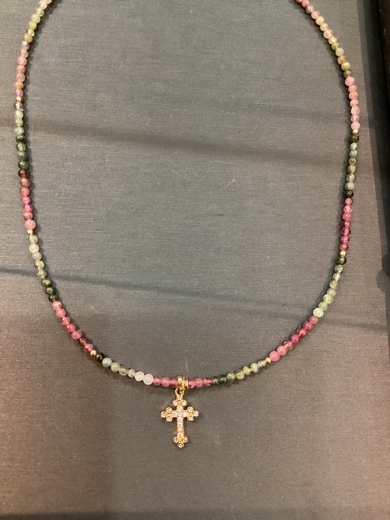 Choker de turmalinas con dije de cruz