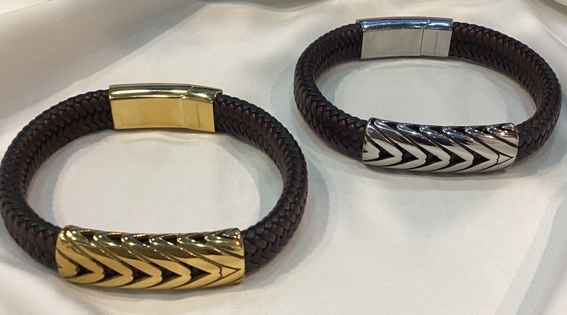 Braz Cuero Cafe con Placa Grues aLineas