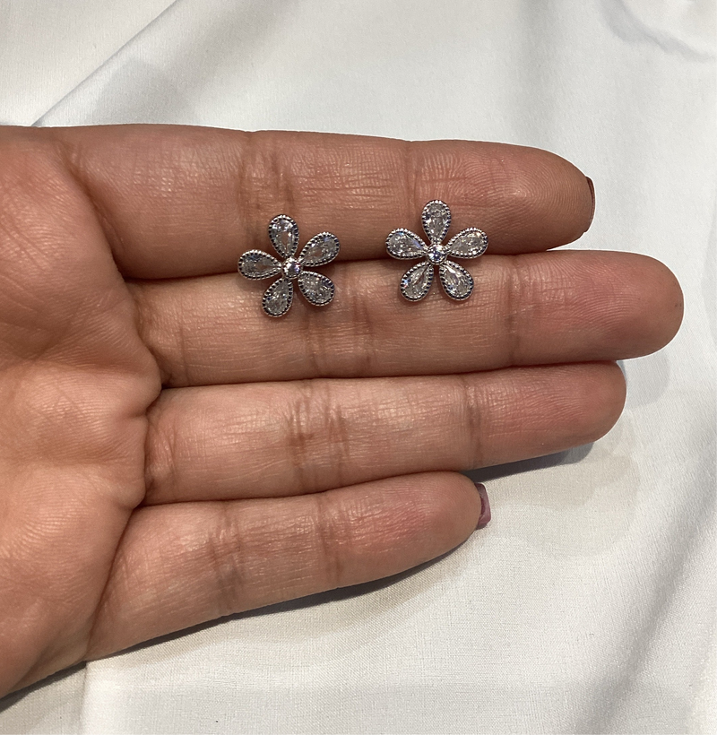 Crystal 5 petal flower