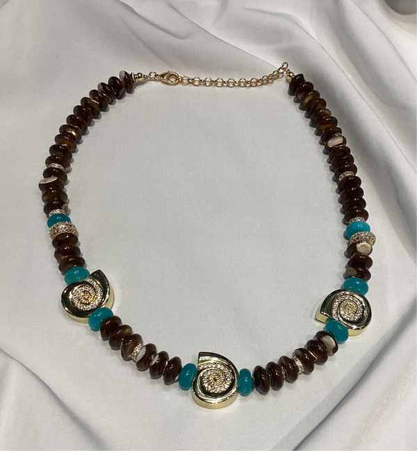 Collar Madre Perla cafe Dijes Caracol