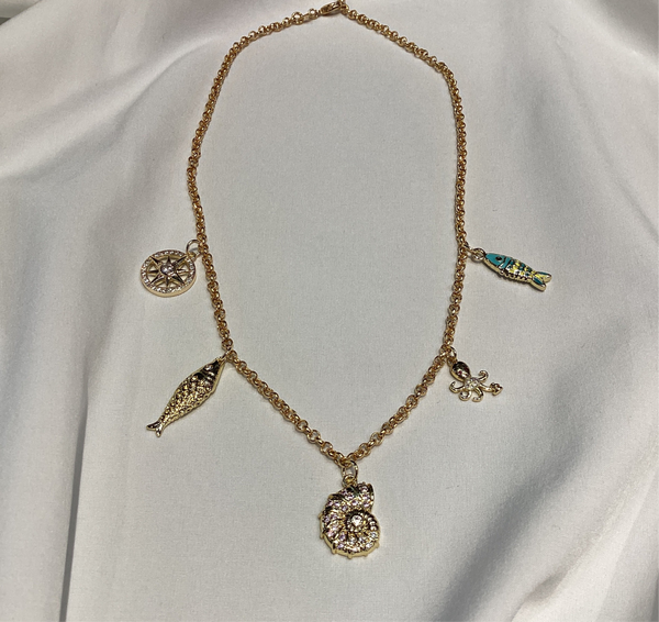 Marina Pendant Charm Chain Goldfill
