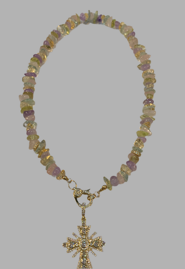 Collar Quarzos Mixtos, citrina, amatista, peridot con cruz