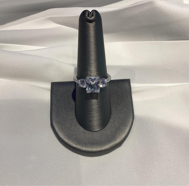 Anillo compromiso Brilliant Trio