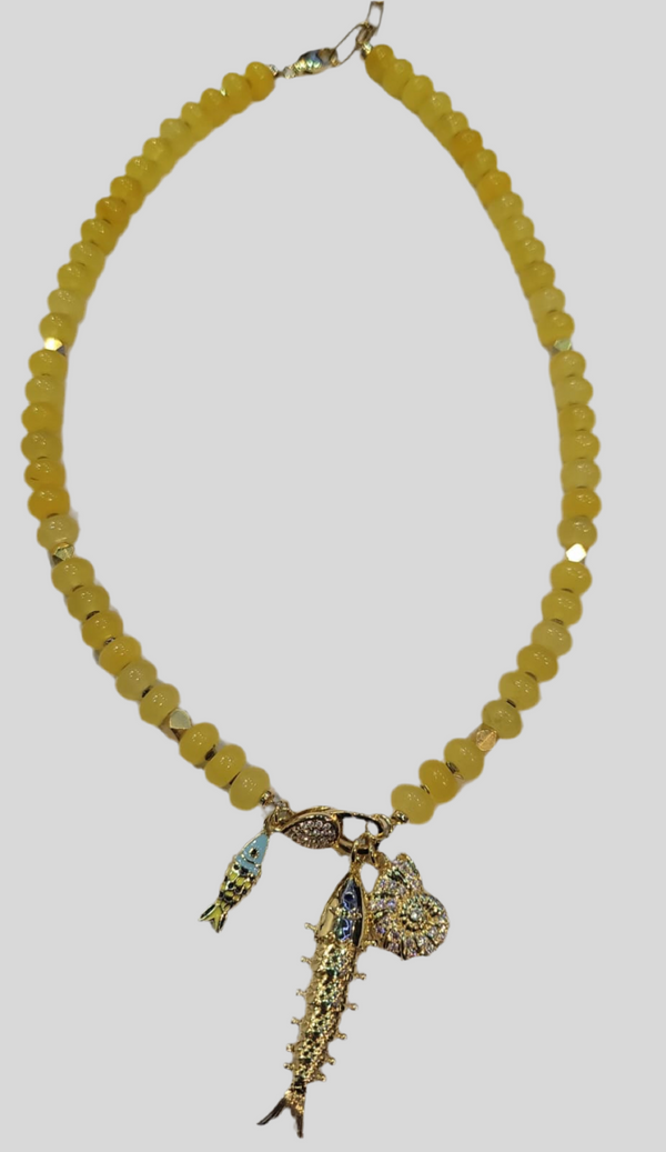 Collar Amarillo Con Dijes D Pez