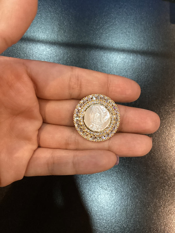 Dije Madre Perla Redondo con cristales Virgen de Guadalupe