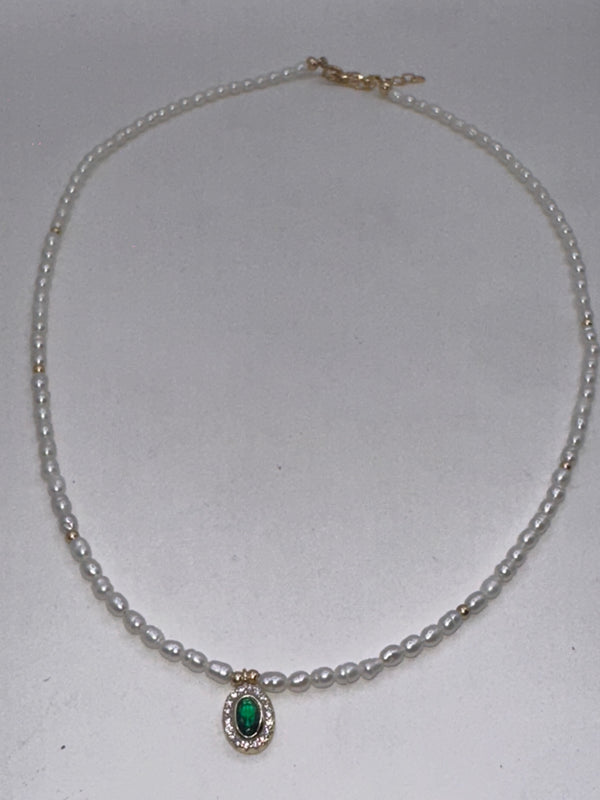 Collar Perlitas mini con dijes de plata y zirconias