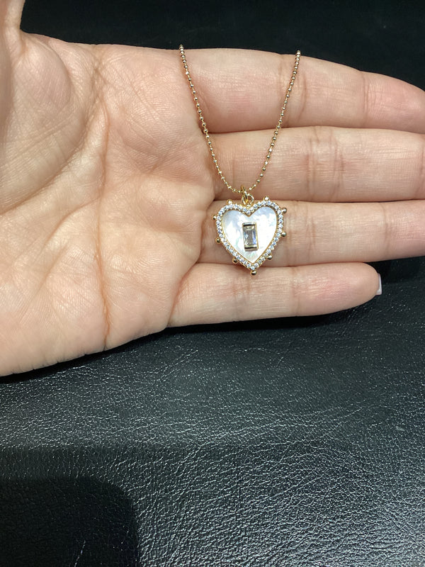 CAdena de corazon de madre perla SS con bano de oro
