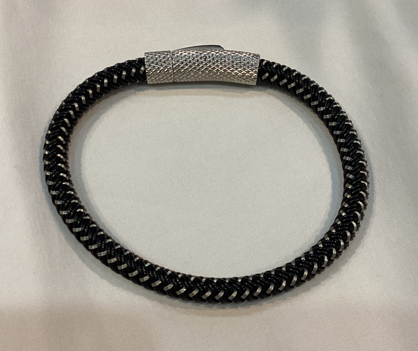 Braz Braided Clasp Intertwine