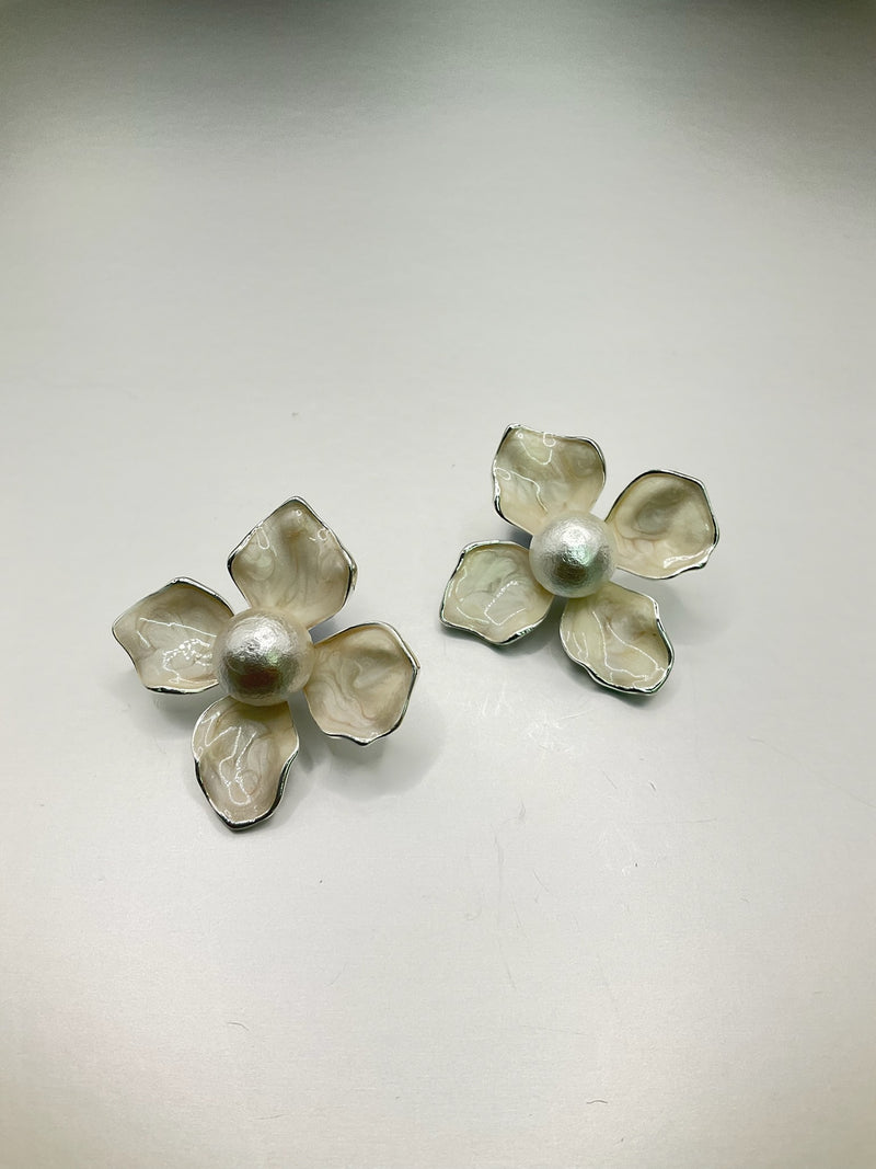 Enamel White Pearl Flower Earrings