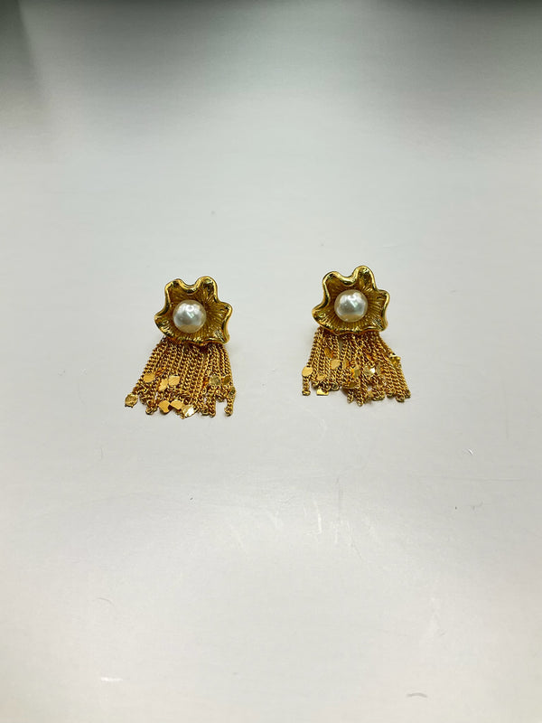 Pearl Fringe Flower Dangle earrings