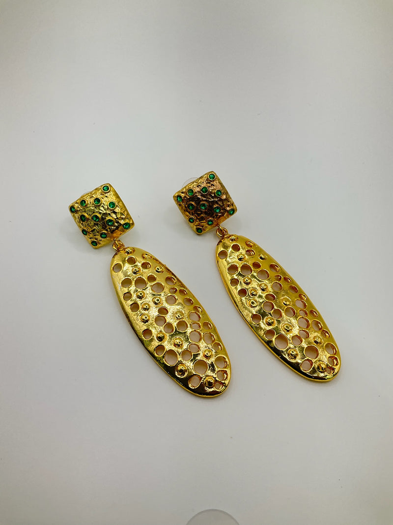 Honey Comb Crystal color earrings