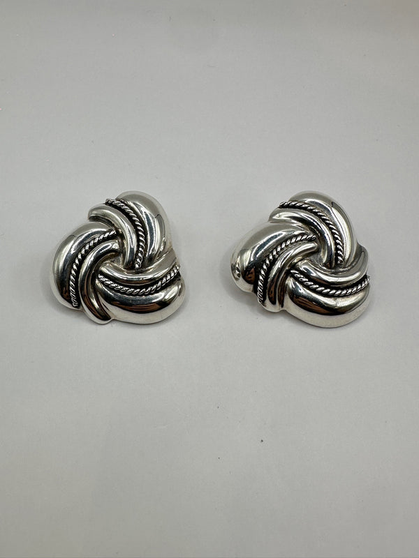 Aritos Triple Swirl Clip Plata