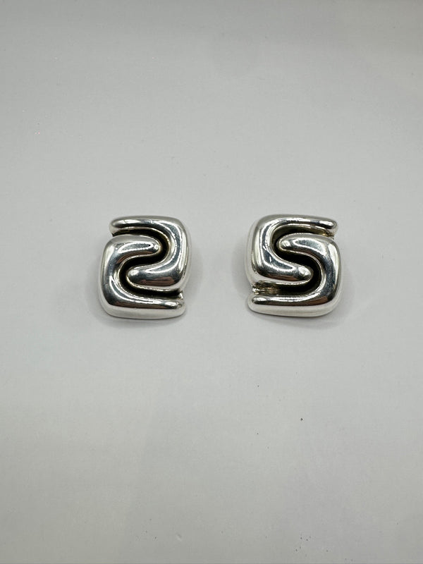 Interlock Clip On Plata Aritos