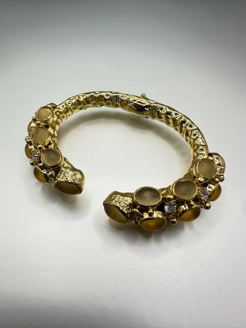 Cuffs Luxe Top Stone doradas verde/beige