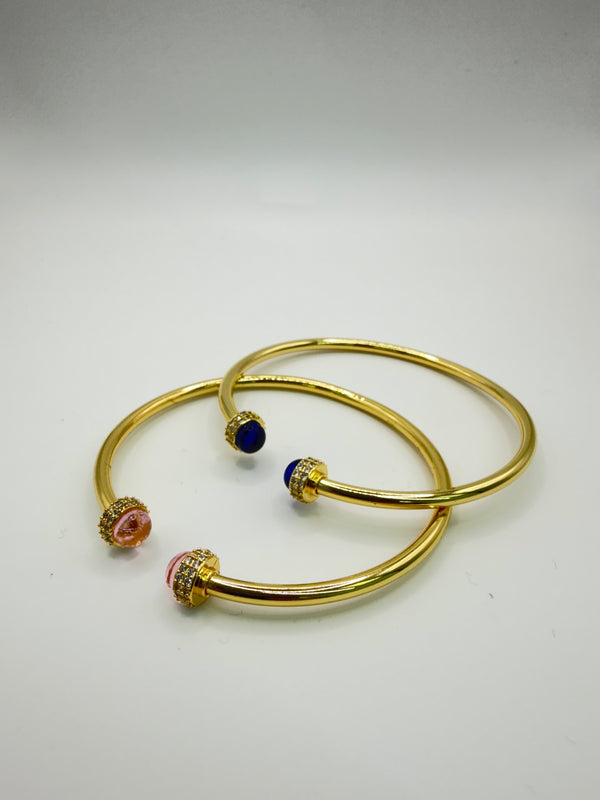 Point Crystal Stone Cuff