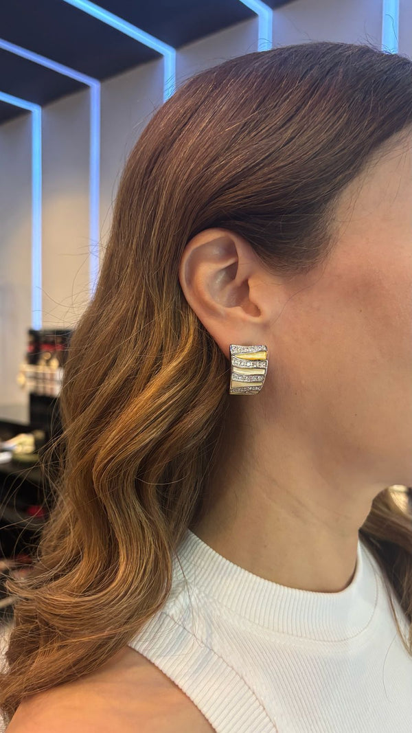 Aretes Omega de Plata Madre Perla y Zircones
