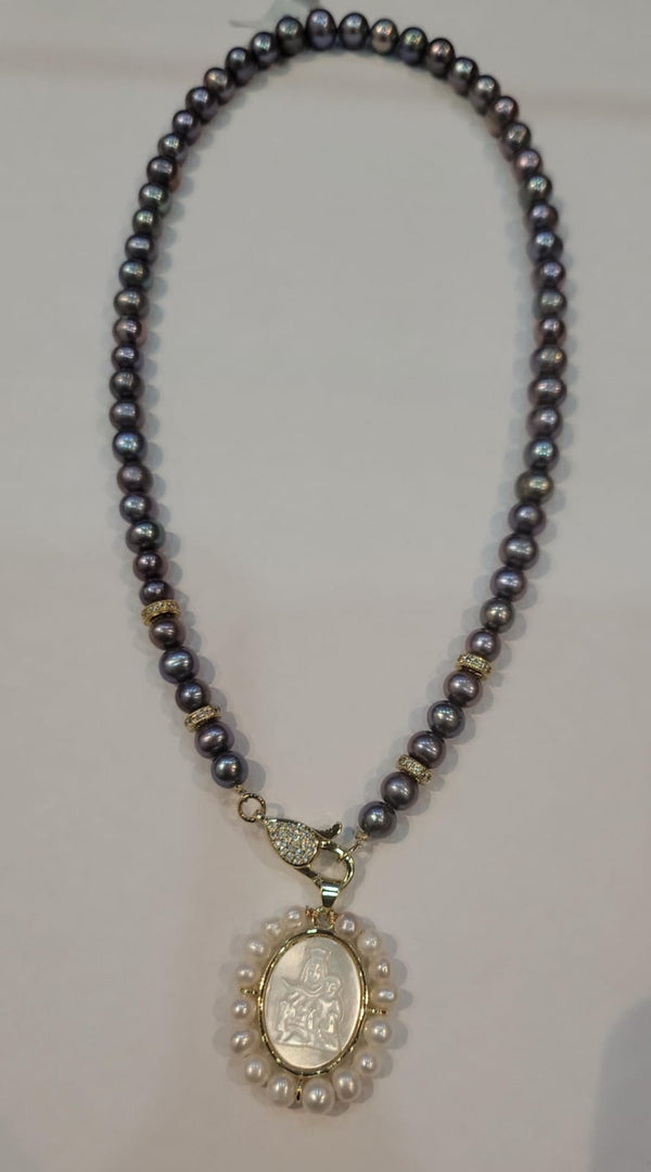 Collar Perla Morada Dije Madre Perla Maria & Jesus