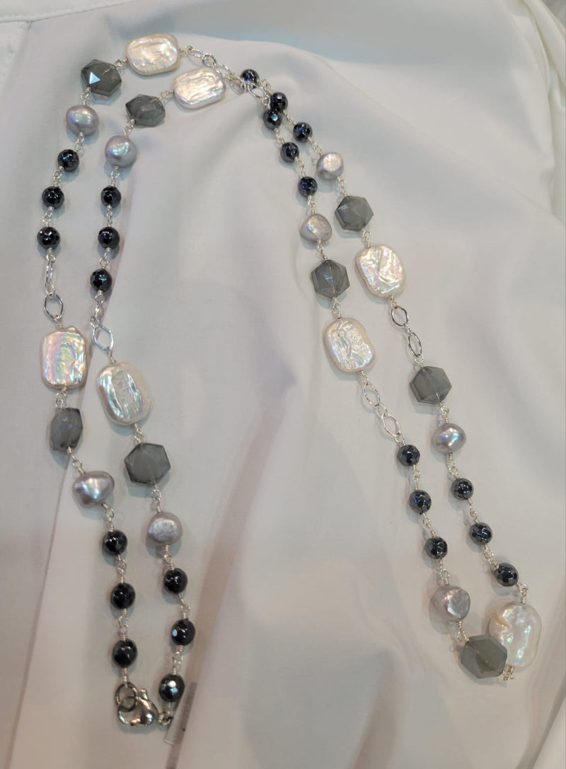 Collar Beaded LArgo dr Hematitas Hexagon y perlas chicles
