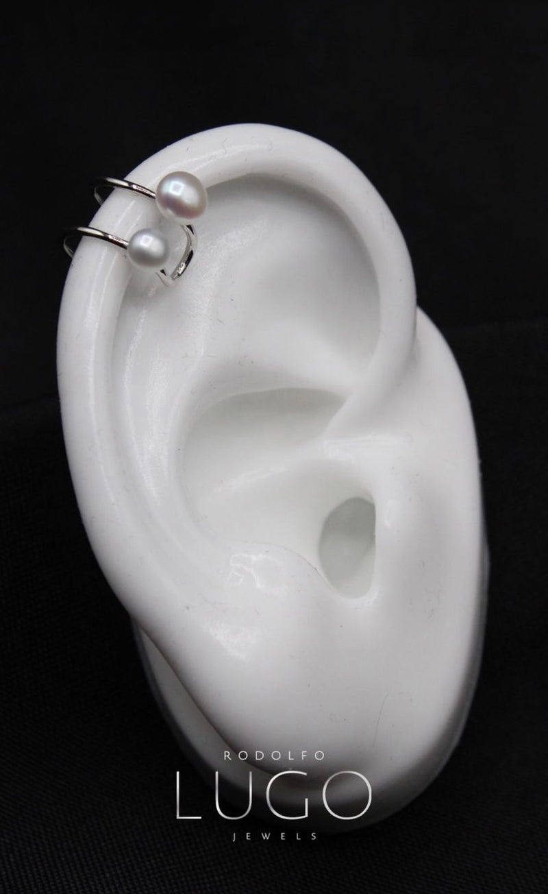 Double line Ear cuff with Pearls