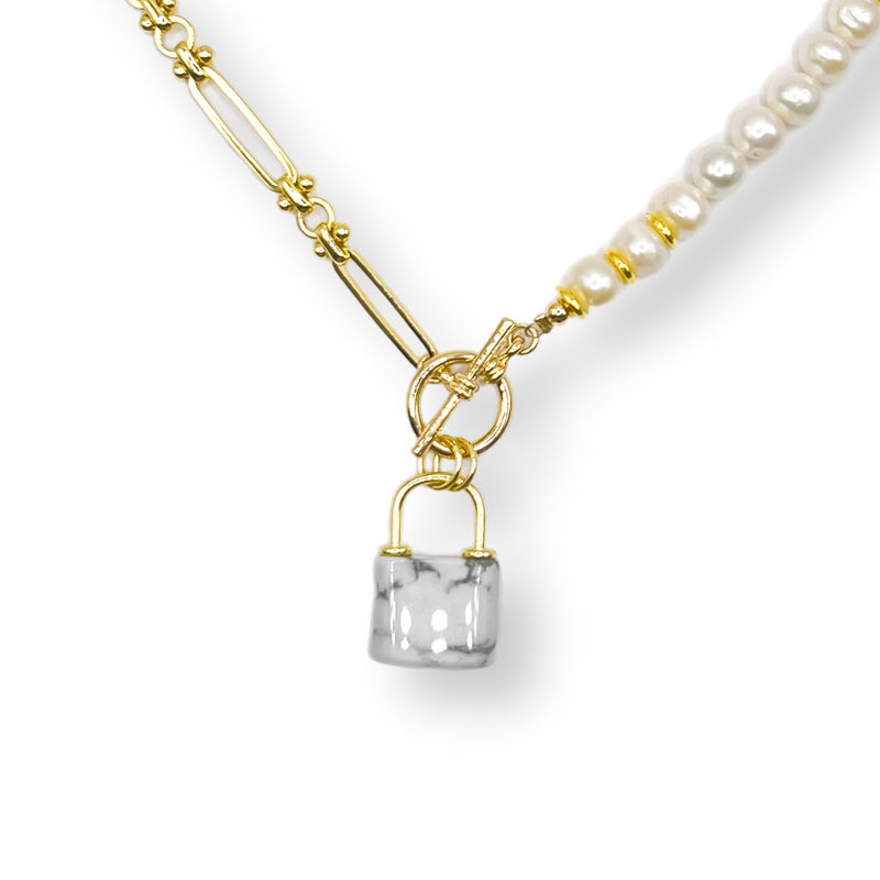 Lock Pearl Necklace