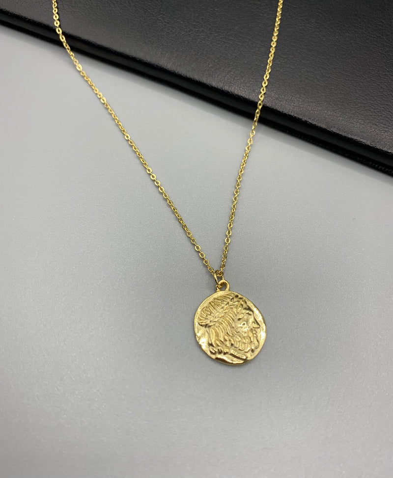 Julius Caesar medallion necklace 5296